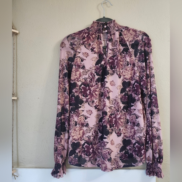 Kathy Ireland Blouse size Large - Picture 3 of 12